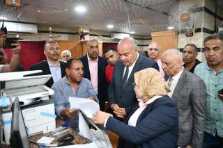 محافظ قنا  يتابع بدء...