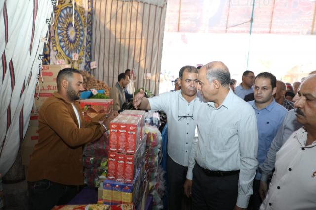 محافظ المنيا يفتتح معرض مبادرة “بداية جديدة
