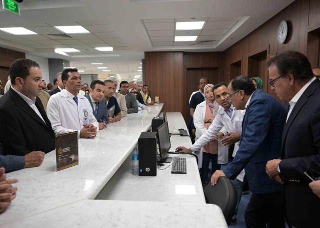 جولة رئيس الوزراء في الأقصر