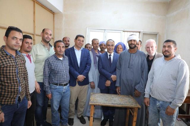 محافظ المنيا: “بداية أمل” تجربة رائدة لمحو أمية أبناء قرى المحافظة