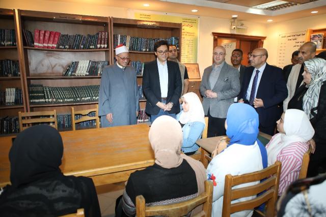محافظ بني سويف ووزير الثقافة يتفقدان قصر الثقافة