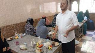 المشرف على كلية البنات الأزهرية...