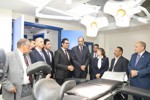 محافظ سوهاج يفتتح مستشفى "شطورة" التكاملي