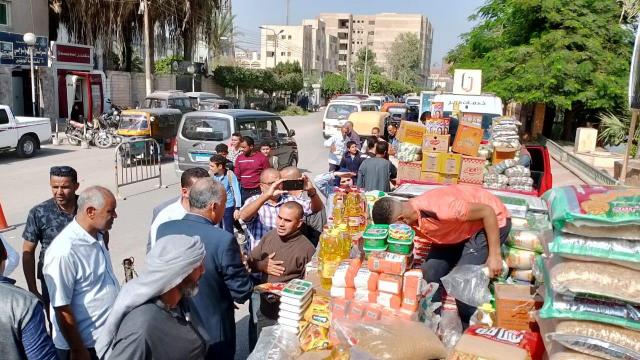 منافذ البيع