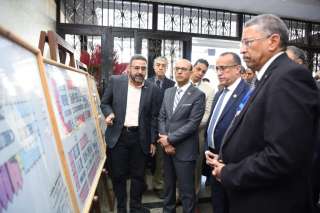  رئيس جامعة أسيوط يفتتح ”وحدة...
