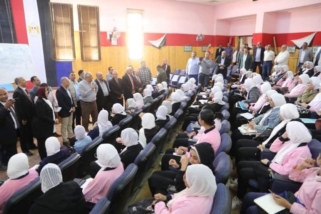 الزملوط يتفقّد انتظام عمل محاضرات الثانوية