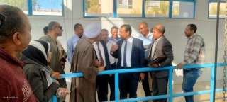 نائب محافظ قنا يتفقد أعمال...