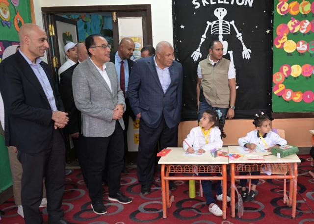 رئيس الوزراء يفتتح المدرسة الرسمية الدولية IPS