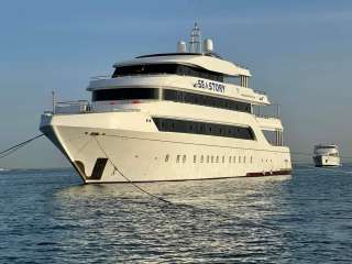 العثور على ناجين في حادث...