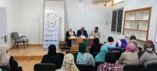  ندوة بمركز اعلام الخارجة  حول «عناصر...