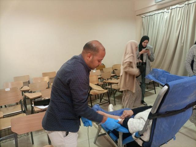 جامعة الأقصر تنظم قافلة تبرع بالدم