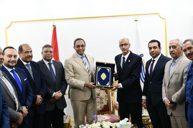 تكرّ يم رئيس الإدارة المركزية للمديرية المالية