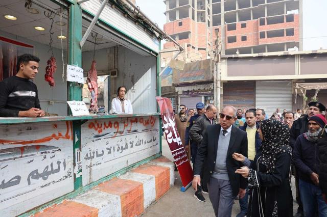 محافظ المنيا يفتتح 3 منافذ لبيع اللحوم