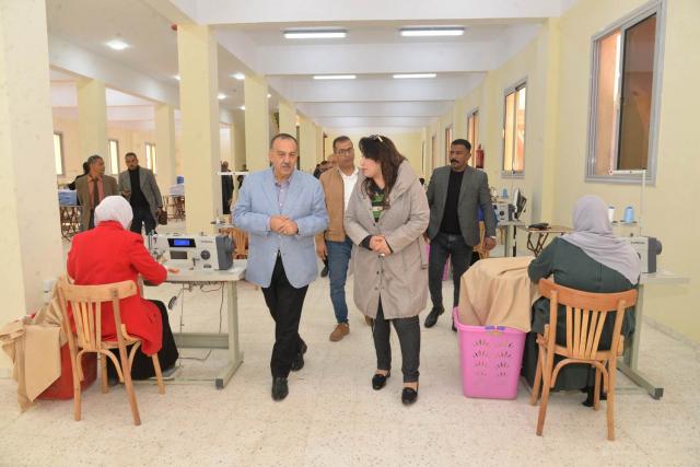 محافظ أسيوط يتفقد المجمع الصناعي الحرفي بالشامية