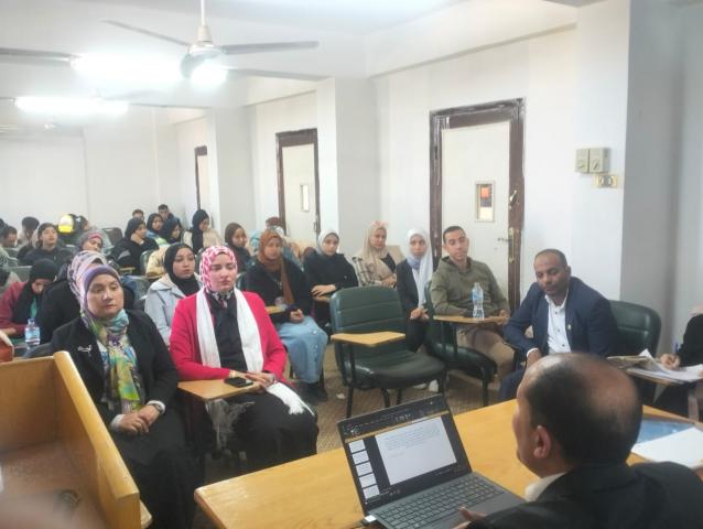 جانب من الندوة