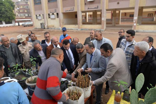 جولة محافظ أسيوط