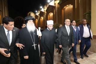 محافظ بني سويف يصطحب وزير...