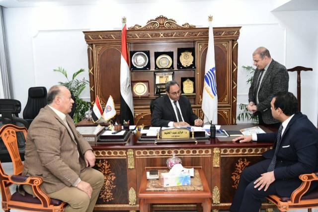 المحافظ يعتمد مواعيد امتحانات الفصل الدراسي الاول
