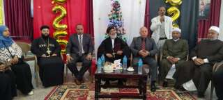 رؤساء مراكز الوادى الجديد يقدمون...