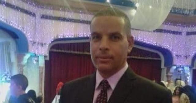 أيمن أحمد حنفى مدير عام الإدارة التعليمية بالداخلة
