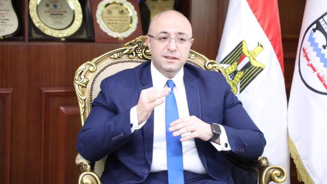 الدكتور محمد هاني غنيم ، محافظ بني سوبف