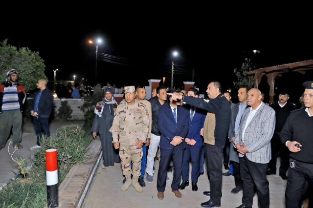 محافظ سوهاج يتفقد شارع ترعة نجع حمادي