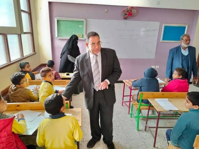 امتحانات منتصف العام