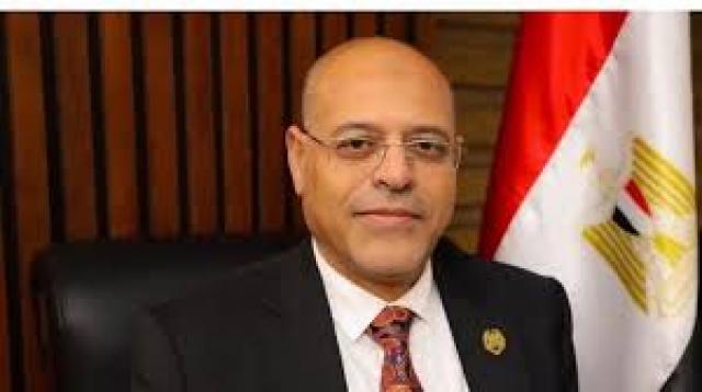 وزير العمل ، محمد جبران