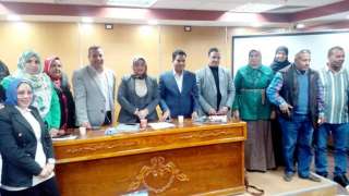 وحدة السكان بالأقصر تبحث سبل...