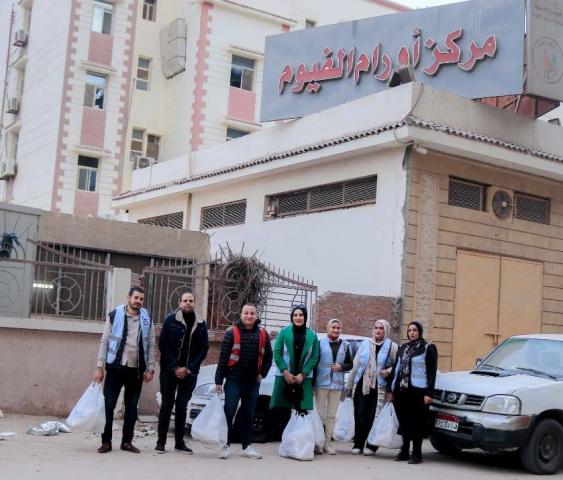 «مستقبل وطن الفيوم" يوزع وجبات مطهية على المرضى