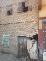 انهيار جزئى لمنزل من طابقين...