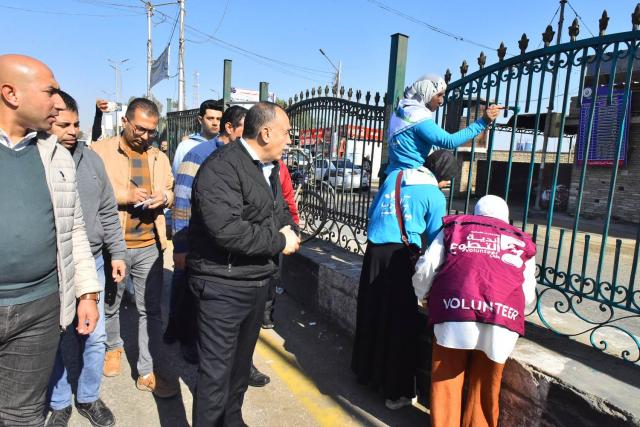 - مبادرة "بإيدينا نجملها"