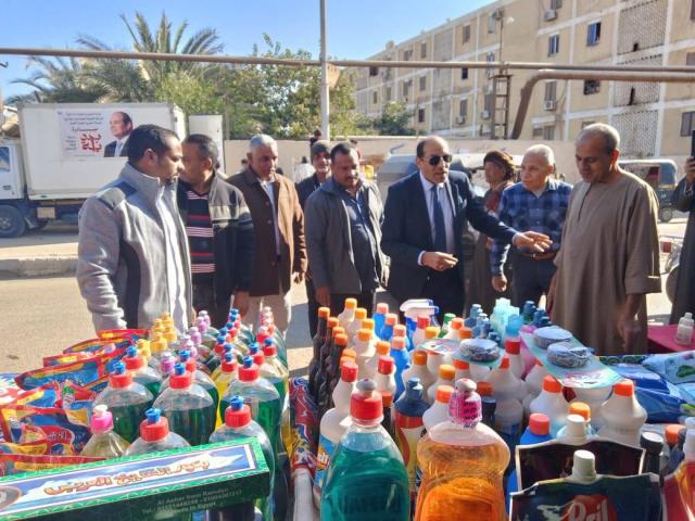 افتتاح سوق اليوم الواحد