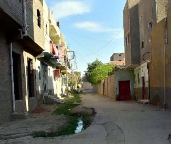 محافظ الأقصر يستجيب لمطالب الأهالي