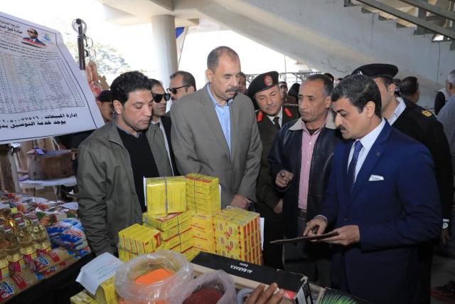 محافظ سوهاج يفتتح سوق اليوم الواحد