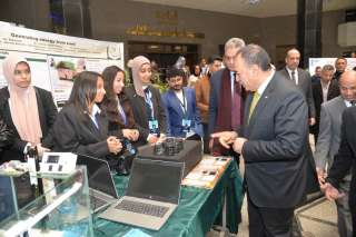 افتتاح معرض مشروعات Capstone لطلاب...