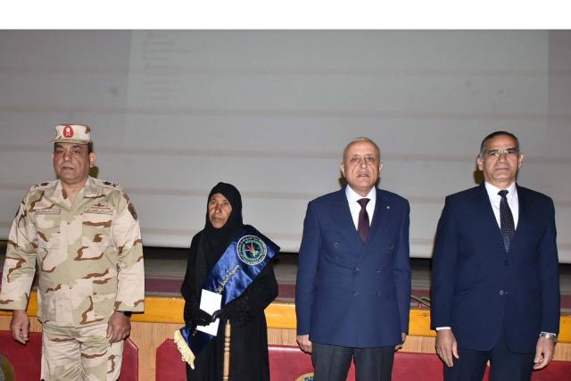 محافظ الأقصر يشهد الاحتفال بذكري " يوم الشهيد "