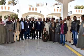 بالصور.. محافظ الأقصر يفتتح موقف...