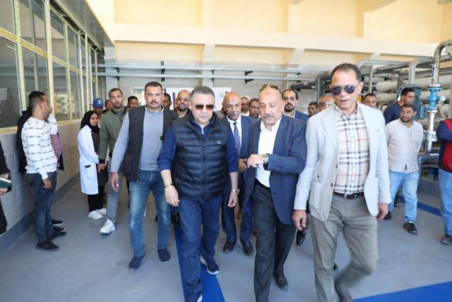جولة محافظ البحر الأحمر
