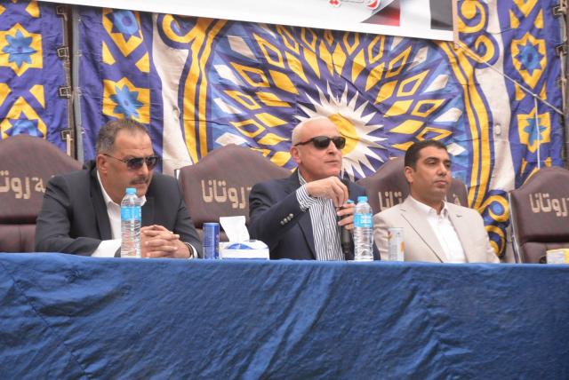 محافظ الأقصر خلال المؤتمر الجماهيري