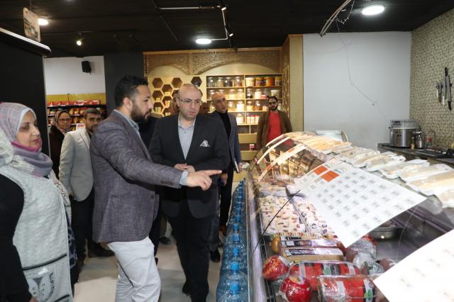 محافظ بني سويف يتفقد الأسواق