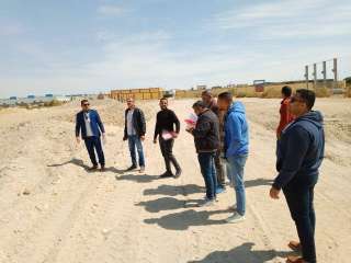 تسليم 10  قطع أراضي بالمنطقة الصناعية...