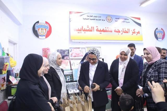 افتتاح معرض