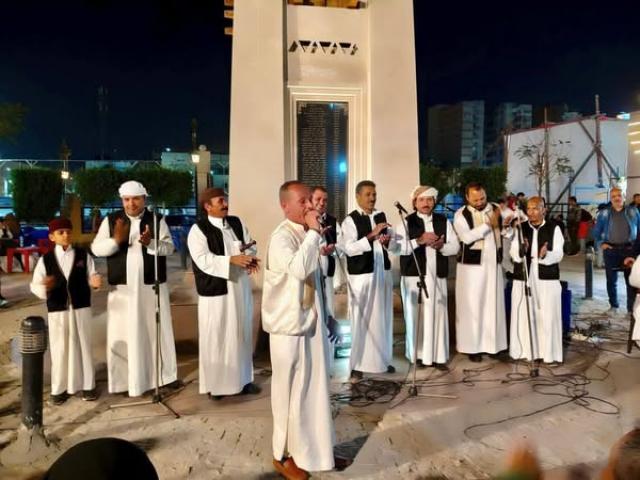 جانب من العروض