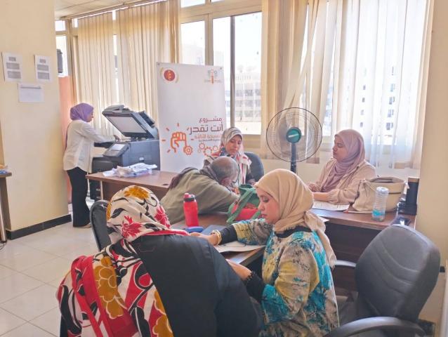مشروع ”إنت تقدر”