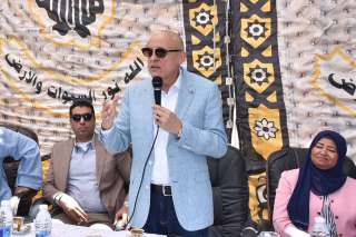خلال مؤتمر جماهيري حاشد .....