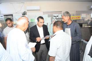 نائب محافظ قنا يتفقد المركز...