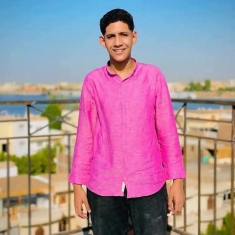 الشاب عمر قناوي