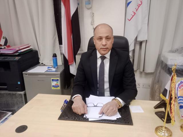 حسن القط، وكيل وزارة التموين بمحافظة قنا،