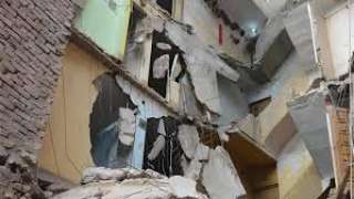 كانوا نائمين.. مصرع طفل وغصابة...